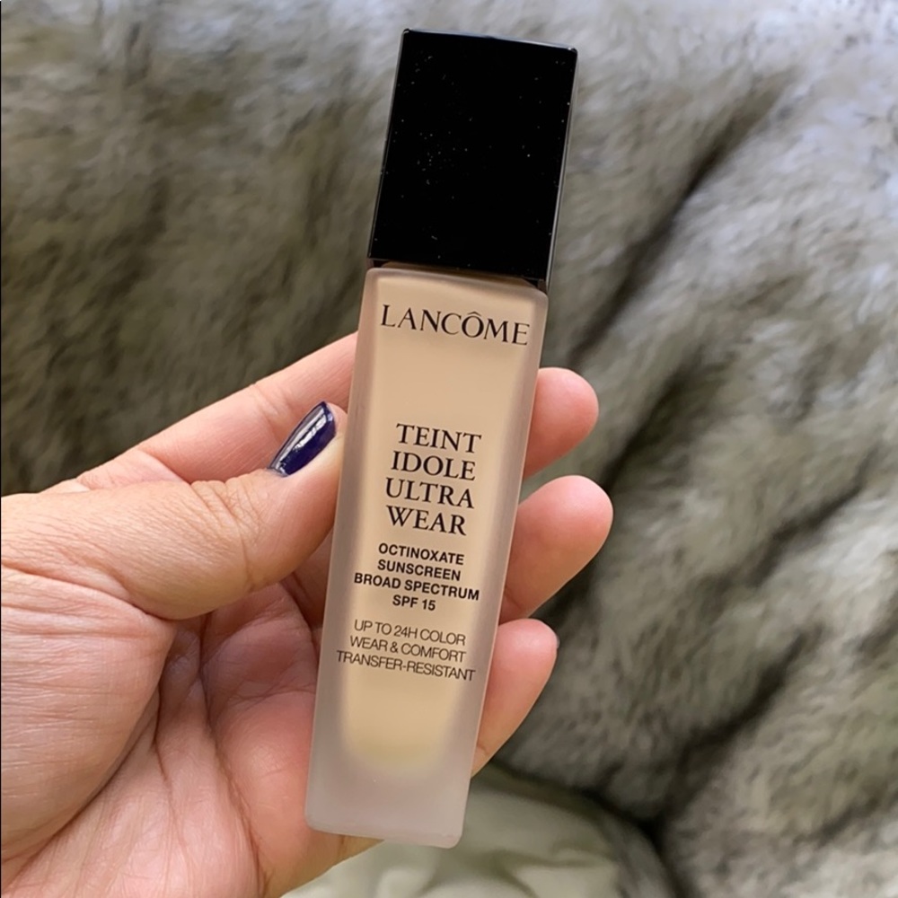 Lancôme Foundation- Shade 260